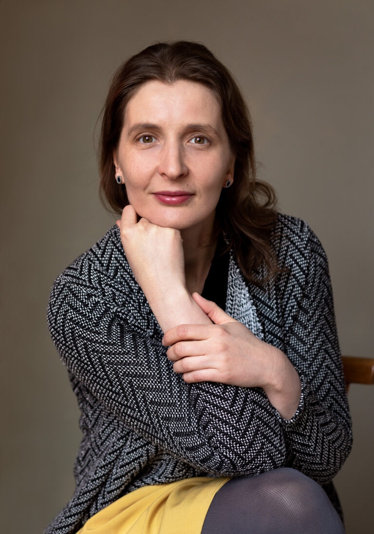 kirjailija Carolina Pihelgas